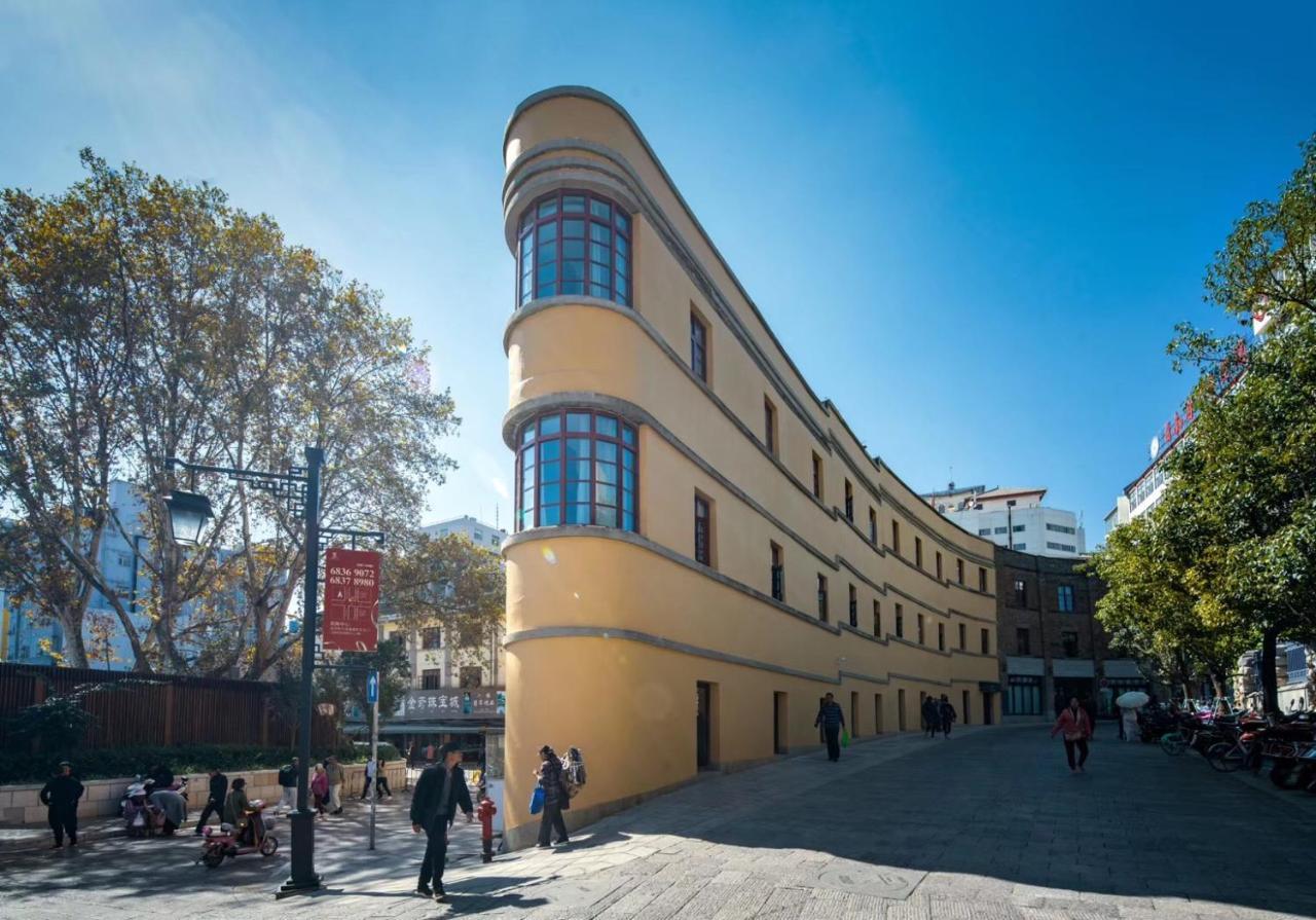 Moon And Chalice Boutique Hotel Kunming Exterior photo